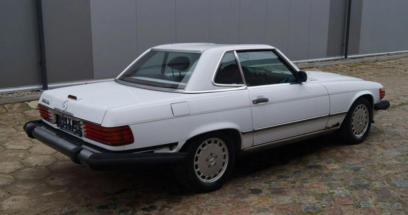 Mercedes-Benz SL cena 42900 przebieg: 149928, rok produkcji 1988 z Janikowo małe 781